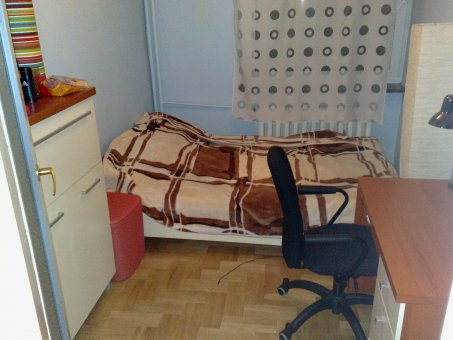 Zdjęcie do ogłoszenia pokój w 2 pokojowym przy metrze ursynów