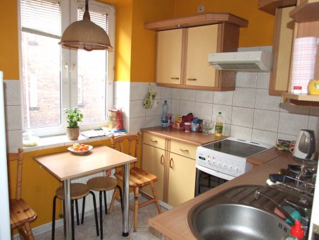 Zdjęcie do ogłoszenia Toruń Jakubskie, odnowione dwa pokoje w mieszkaniu