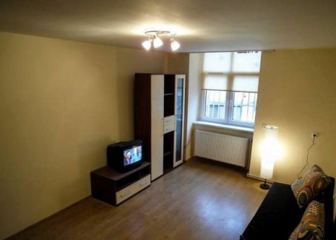 Zdjęcie do ogłoszenia Atrakcyjna kawalerka przy samym Rynku