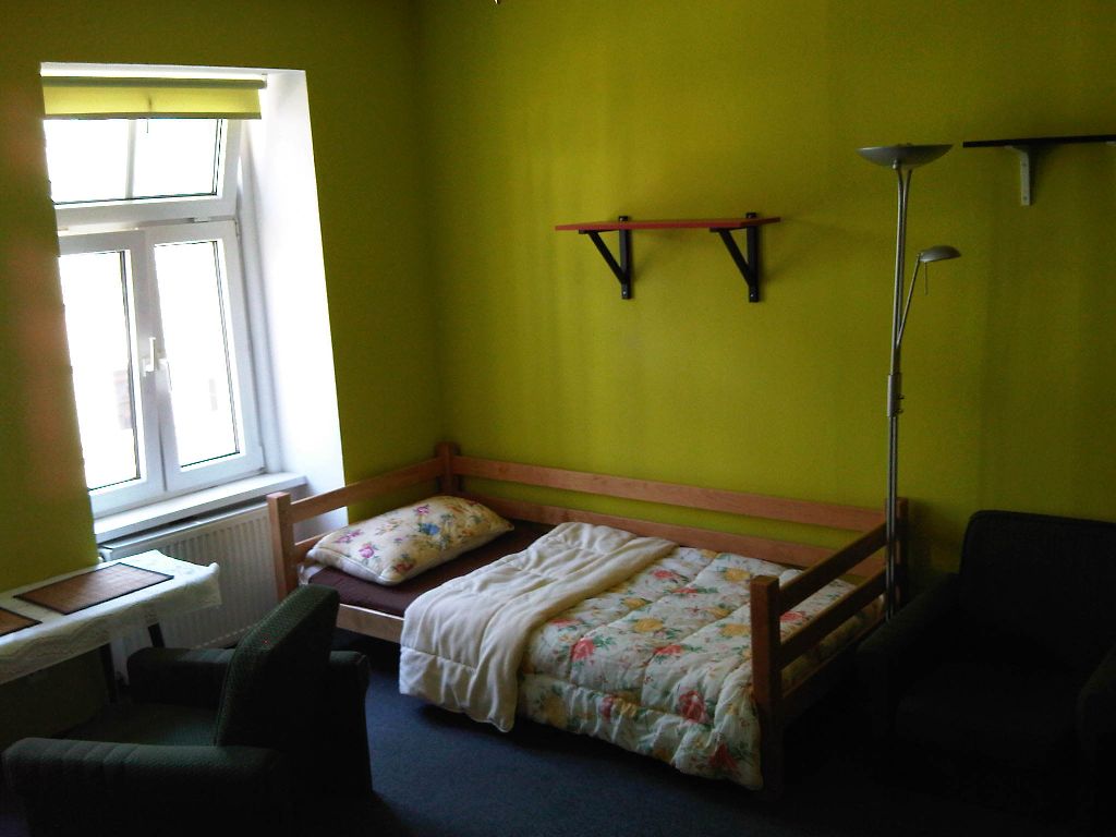 Zdjęcie do ogłoszenia Pokój 2 osobowy w doskonałej lokalizacji.