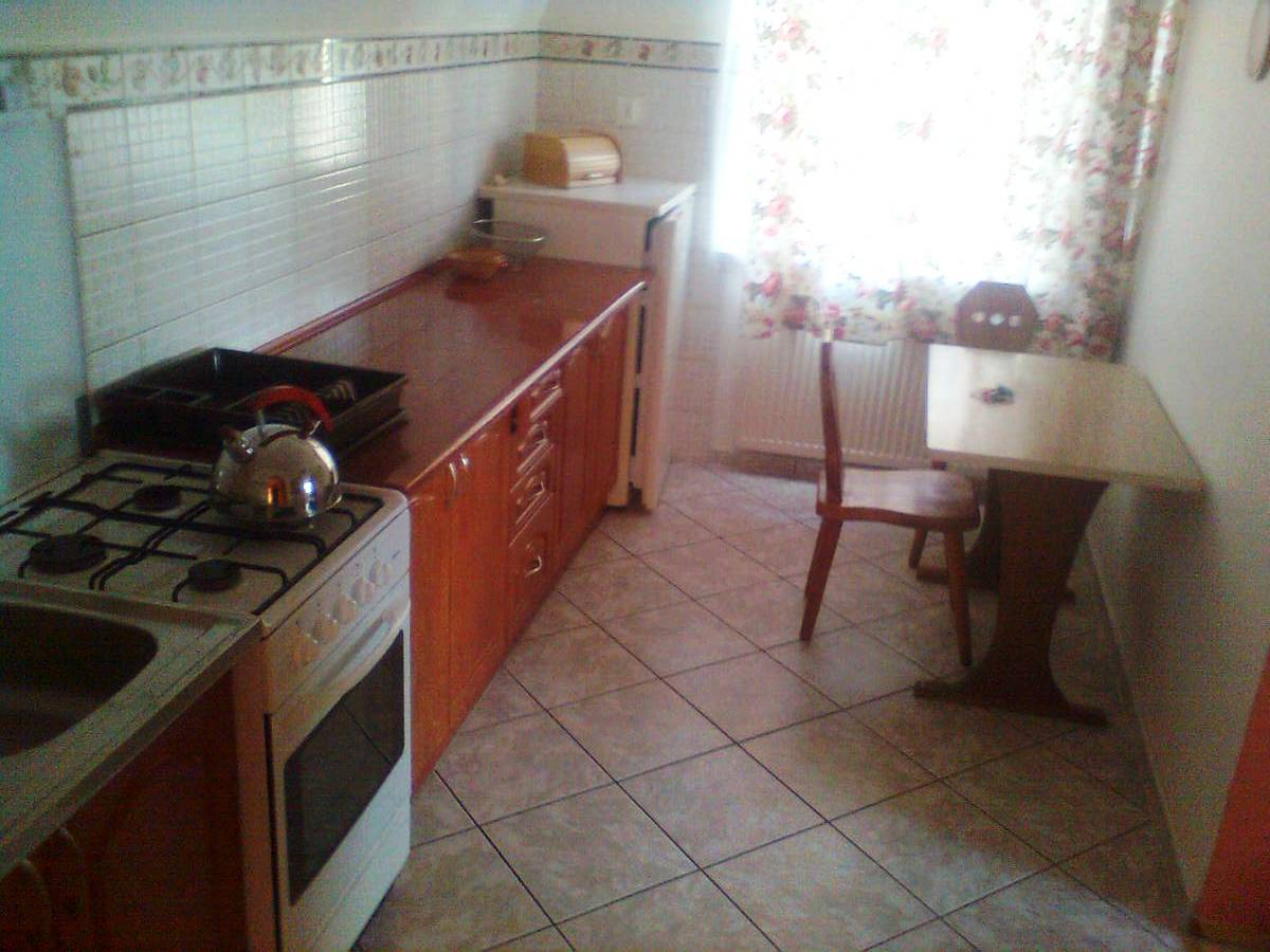 Zdjęcie do ogłoszenia 2- osobowy pokój w domku na Gaju